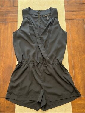❤️BCBG Thalia Black One-Piece Romper with pockets